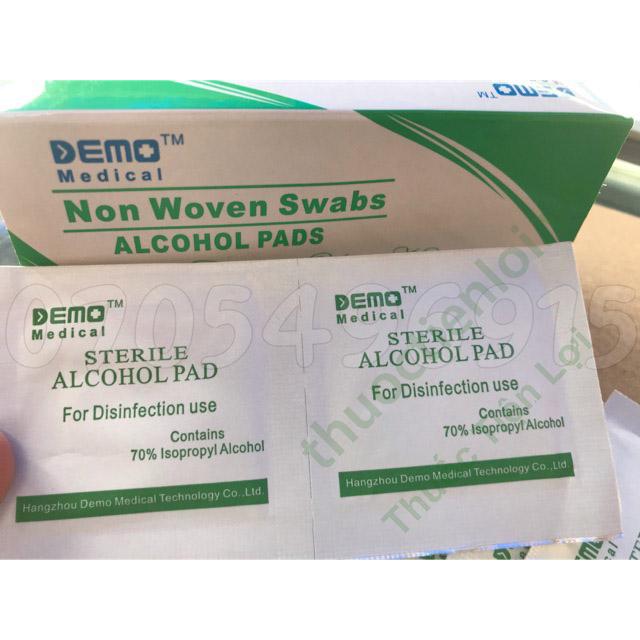 Alcohol Pads Demo Medical (H/100M) Bông Tẩm Cồn 1 Alcohol Pads Demo Medical (H/100M) Bông Tẩm Cồn